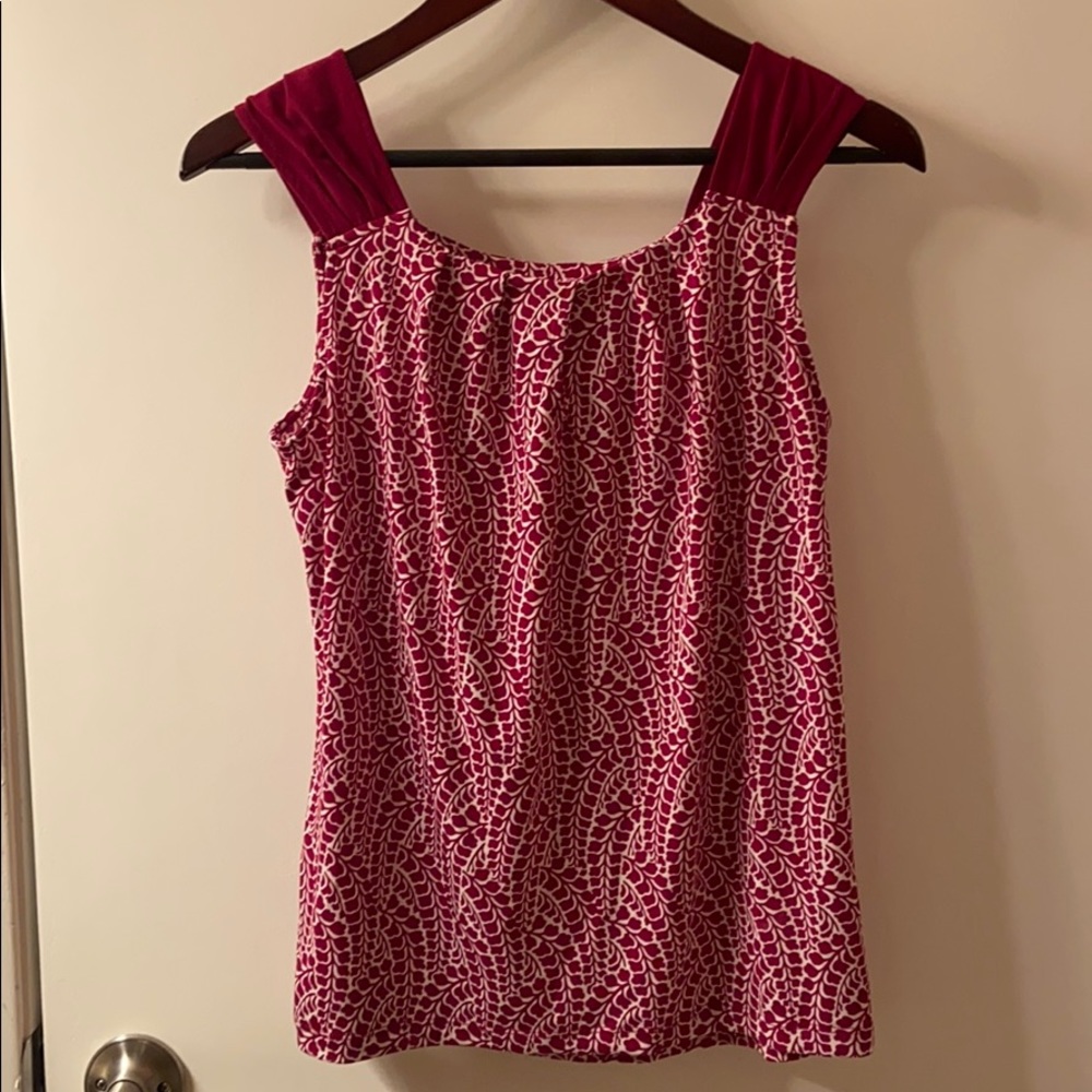 NYC Stretchy Top